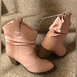Charles Albert Pink Western Style Heeled Boots